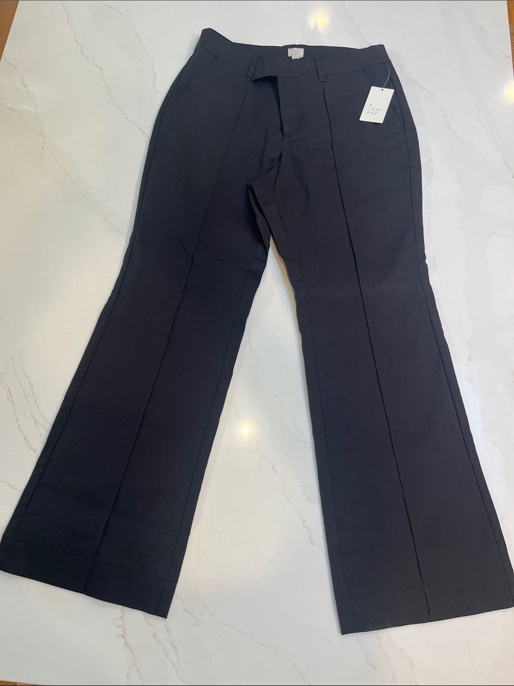 Women’s Black Dress Pants - Tailored Pleat Front